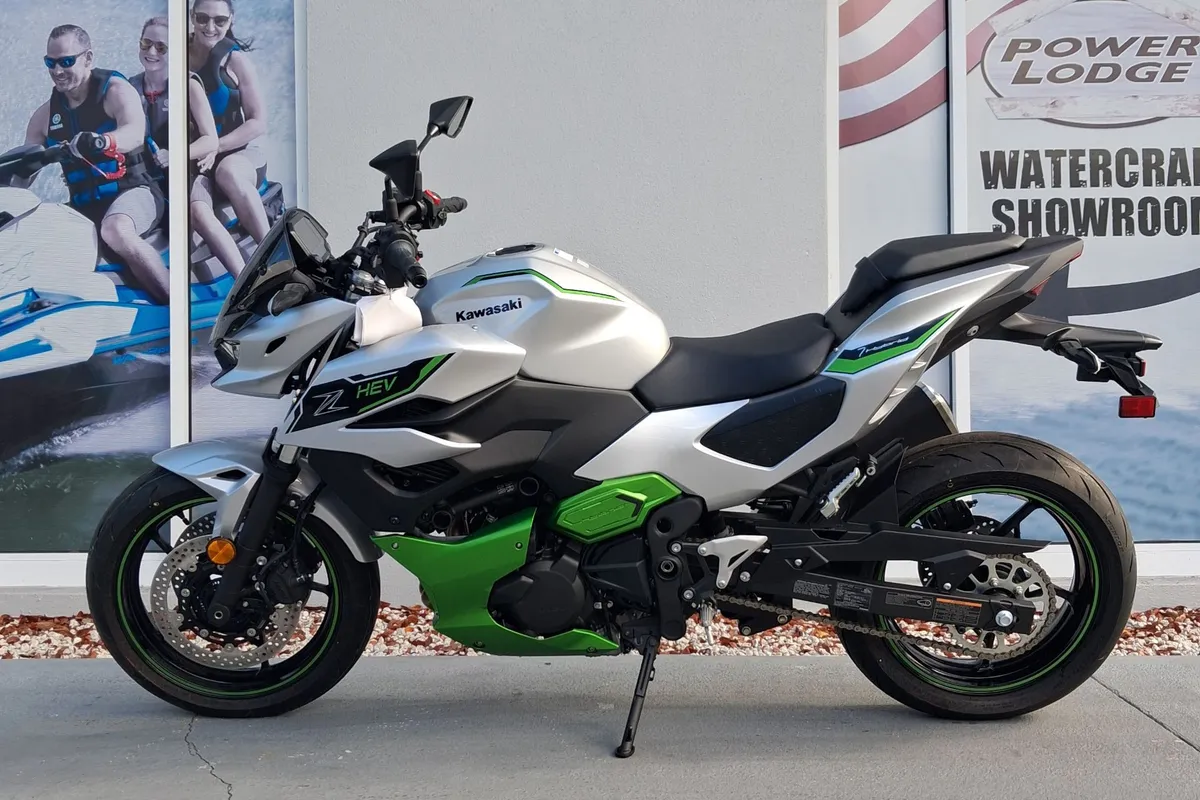 2024 Kawasaki Z7 Hybrid ABS at Power Lodge Florida in Bonita Springs