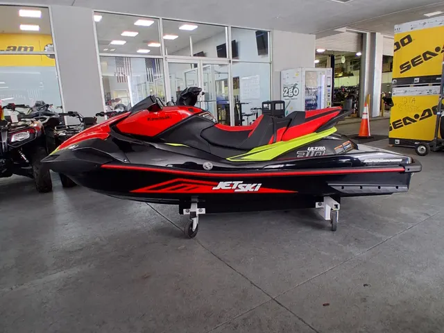 2025 Kawasaki Jet Ski® Ultra® 310X